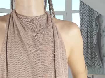 girl infinite_reality image #2116343