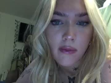 girl tattedblondiezoe image #6285932
