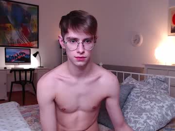 man alfie_evanss image #1604272
