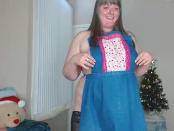girl teases image #3203086