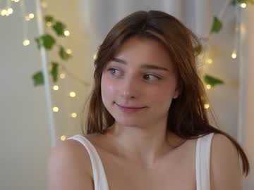 girl floret_joy image #6629711