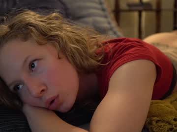 girl sistinehashands image #3560985