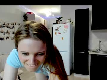 girl molly_kisskiss image #4777010