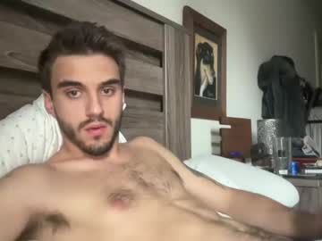 man midnbendrr image #6940716