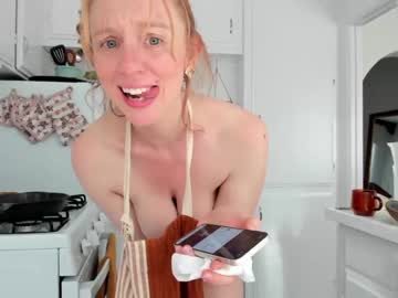 girl pretendlunch image #1767410