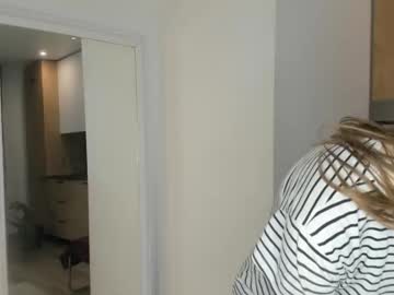 girl lynncodrington image #6956480