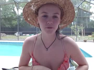 girl syndica image #2040432