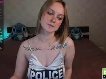 girl lovely_kisses image #2337621