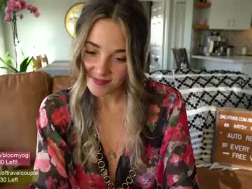 girl bloomyogi image #547109