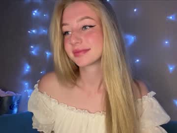 girl deardaria image #4190063