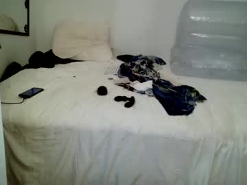 man pantslesstraveler_plt image #5852470