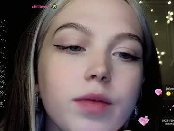 girl small_blondee image #5654345