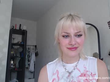 girl _mllymoore_ image #2294919