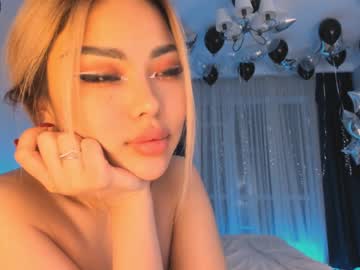 girl bae_suz image #733058