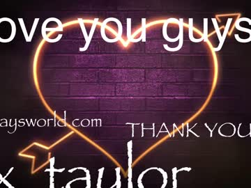 girl phoenix_taylor image #4186388