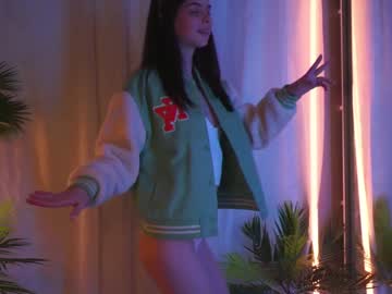 girl hannasthesia image #4014635