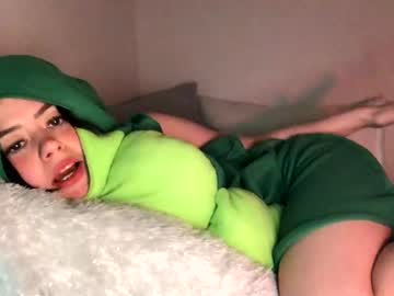 girl littlesugarpea image #3871510