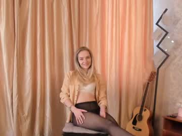girl gertruda_shy image #4058883
