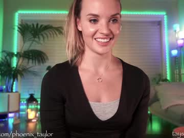 girl phoenix_taylor image #3370432