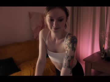 girl caught_in_4k image #2070461