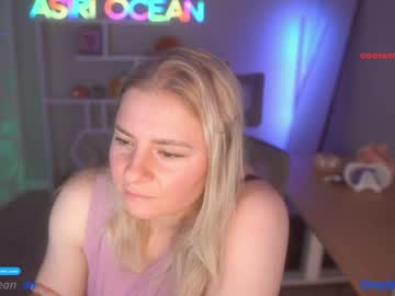 girl asiri_ocean image #5587637