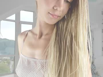 girl infinite_reality image #1779940