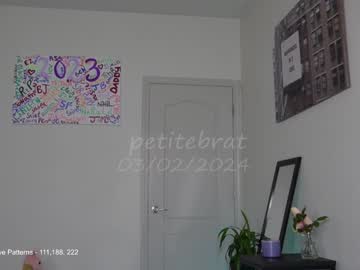 girl petitebrat image #6454235