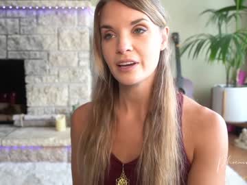 girl phoenix_taylor image #1941314