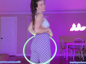girl chroniclove image #4480309