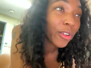 girl petitqueen image #5026432