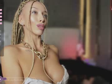 girl royalsquirt_ image #5211842