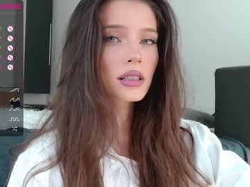 girl isia_slay image #2051535
