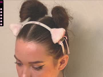 girl shycinderella image #4188376