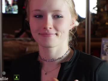 girl bestblondiiecb image #6069985