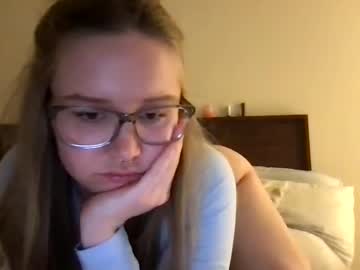 girl skylar801 image #4026662