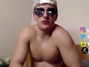man luckyloganx image #3529471