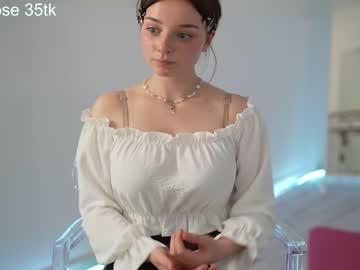 girl floret_joy image #5437506