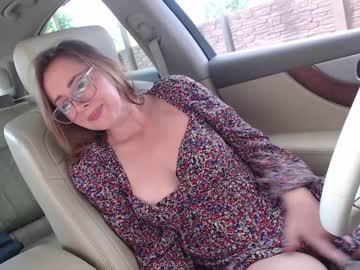 girl juicy_peach88 image #2218564