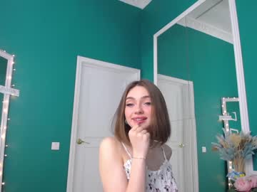 girl adelewilson__ image #1341365