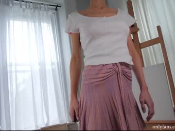 girl _june image #2486480