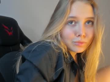 girl pewdieevaa image #5151804