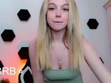 girl small_blondee image #4583706