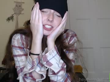 girl _heytheredelilah image #3349241