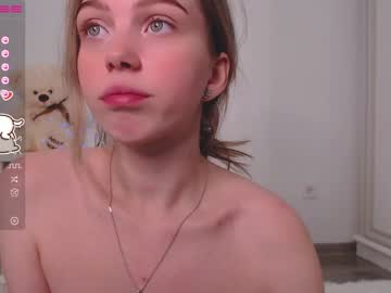 girl small_blondee image #3058316
