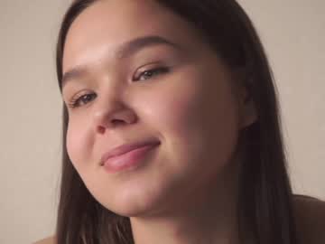 girl helenmoors image #3898607