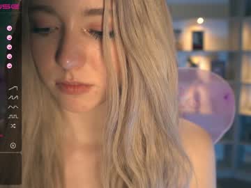 girl effielin image #668246