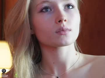 girl bestblondiiecb image #5962796