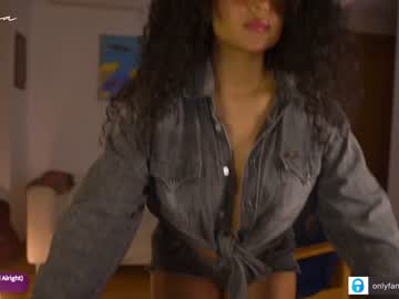 girl arletnoa image #6134694