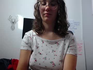 girl yourcrazyneightbor image #2849273