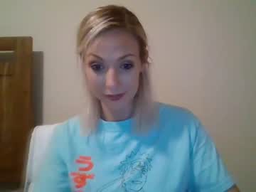 girl itwasntaphasemom image #1690656